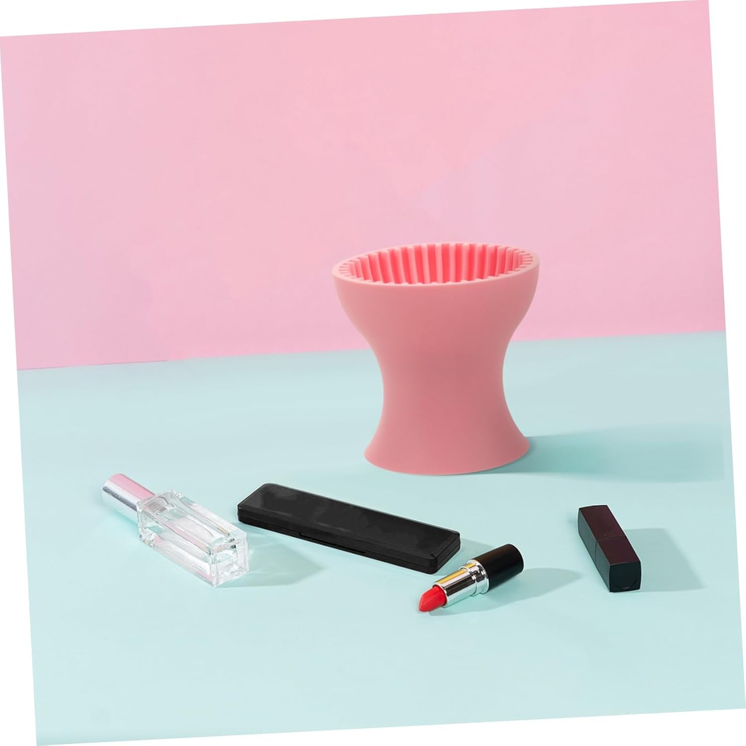 Small Makeup Brush Cleaner Cup Silicone Makeup Brush Cleaner for Women Makeup Brush